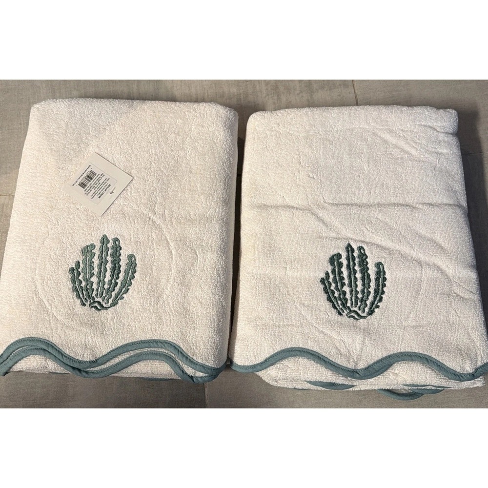 Threshold Scallop Bath Towels 2-Pack 30x54 100% Cotton Embroidered Cream/green